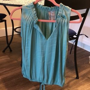 Anthropologie shirt - XS